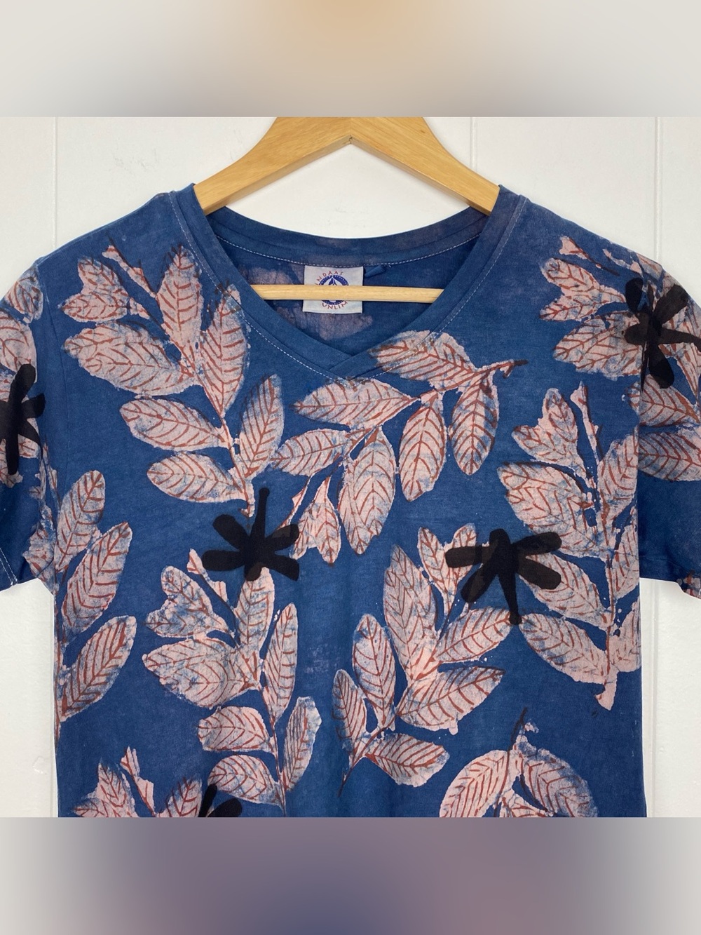 Bindaas Unlimited Shirt Women’s Size Medium Dragonfly Leaf Block Print Blue Top - Picture 4 of 8